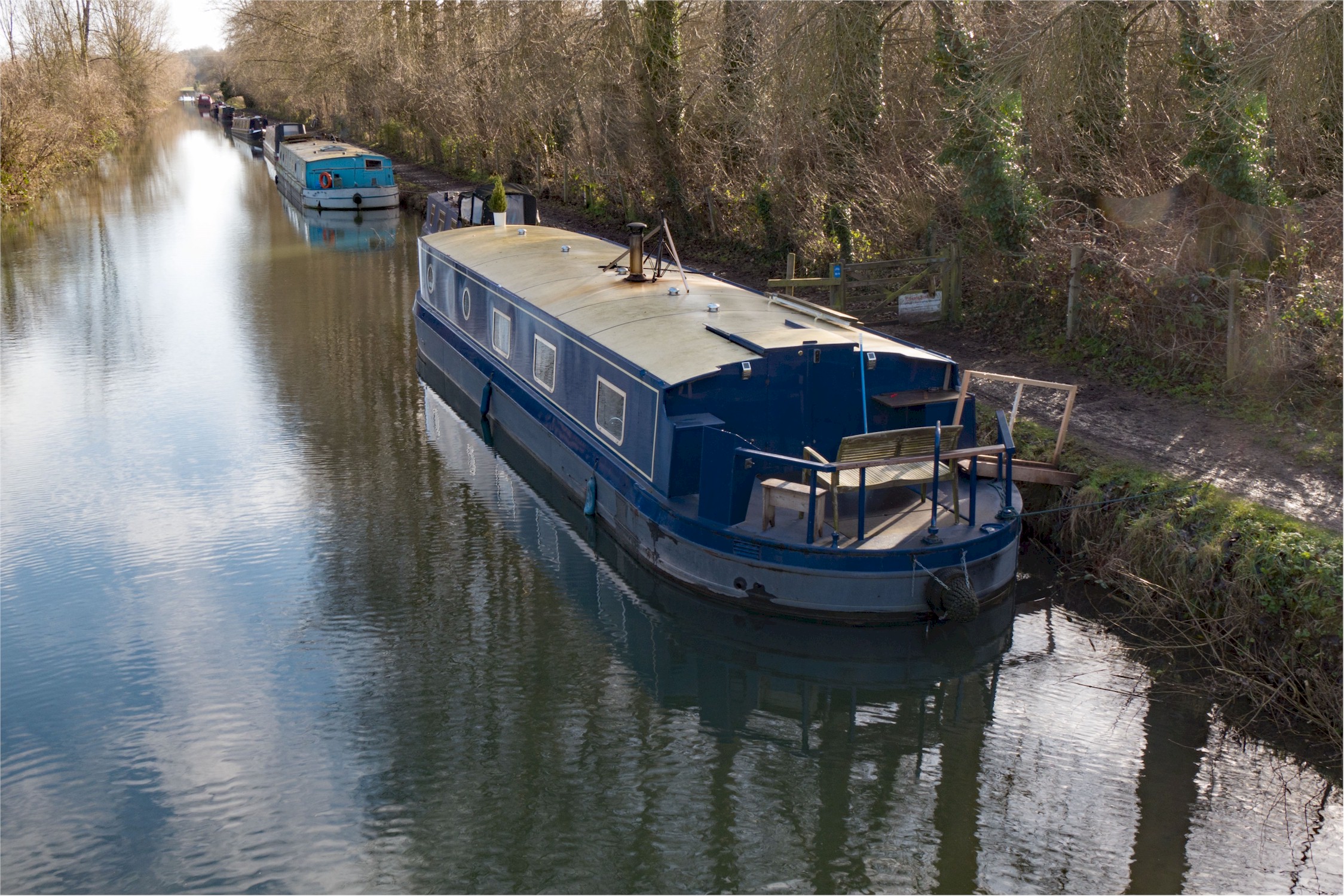  Houseboats on the Kennet and Avon canal